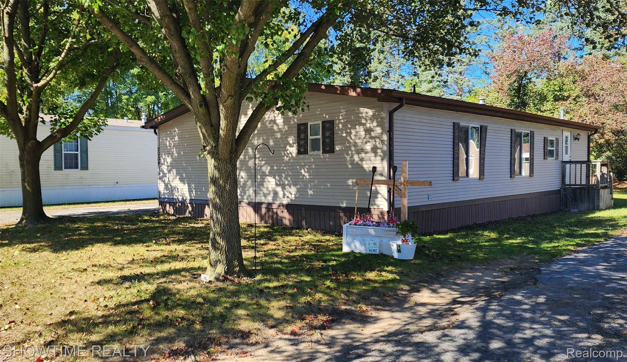 Shelby Twp, MI 48317,2009 Shirewood DR