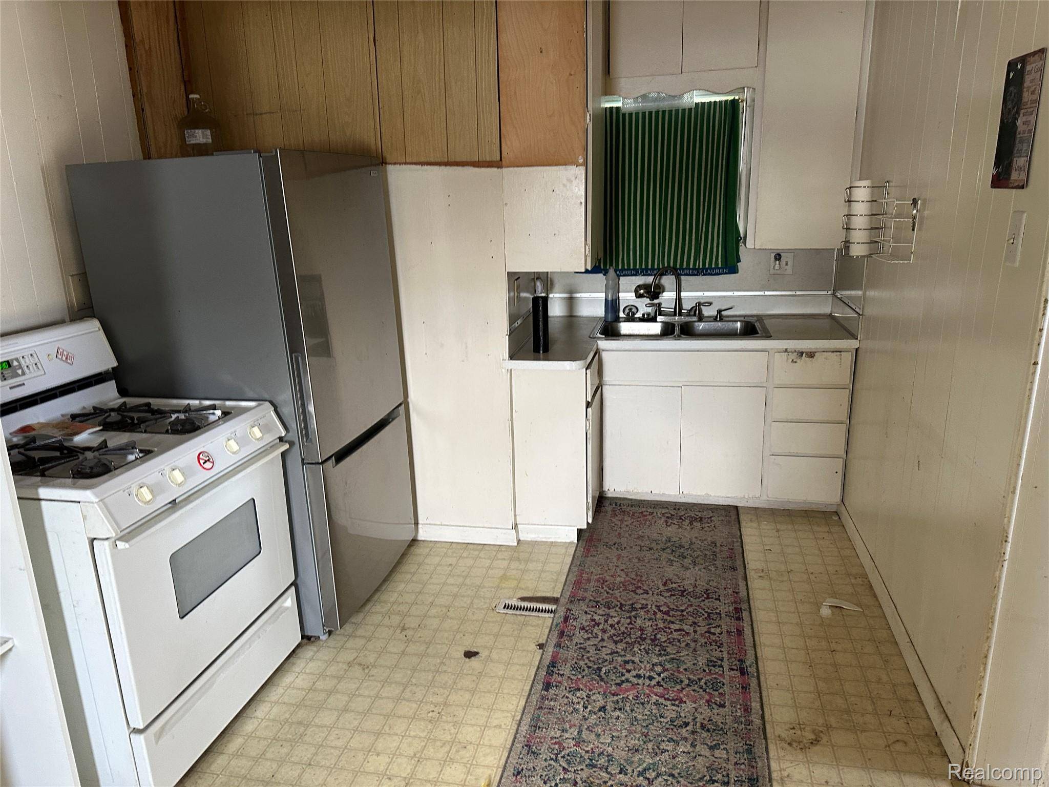 Flint, MI 48506,2002 Branch RD