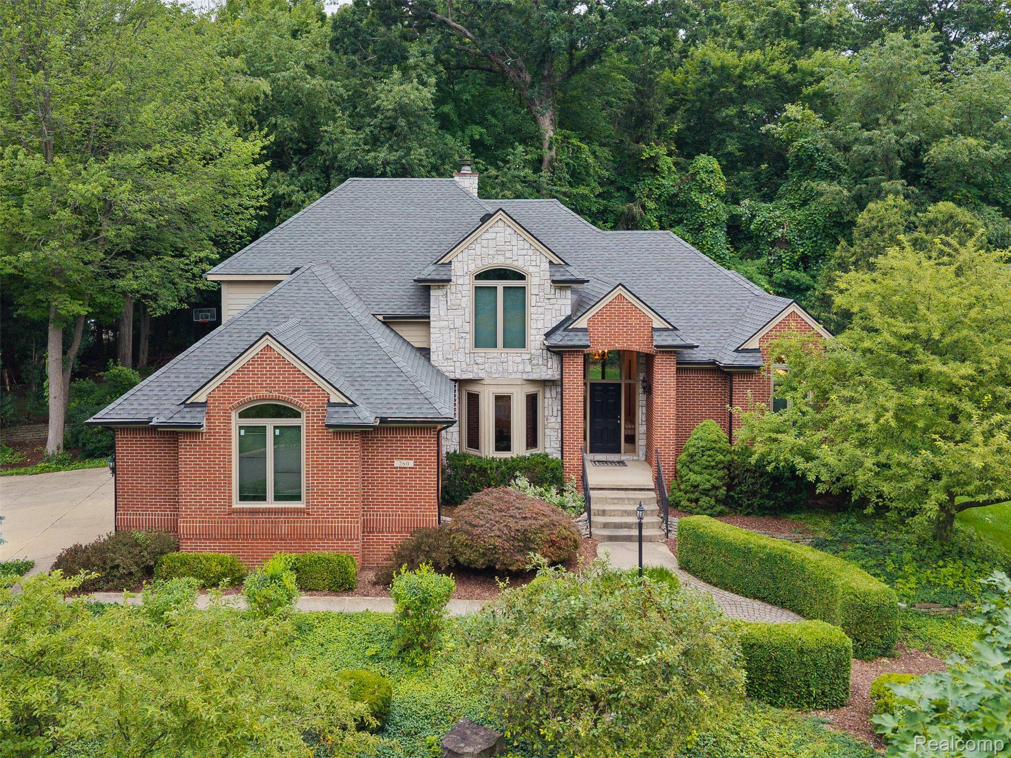 Commerce Twp, MI 48390,260 Forest Crest DR