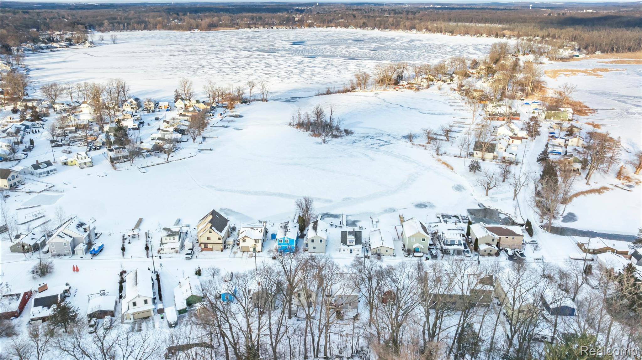 Brighton, MI 48116,8872 Lagoon DR