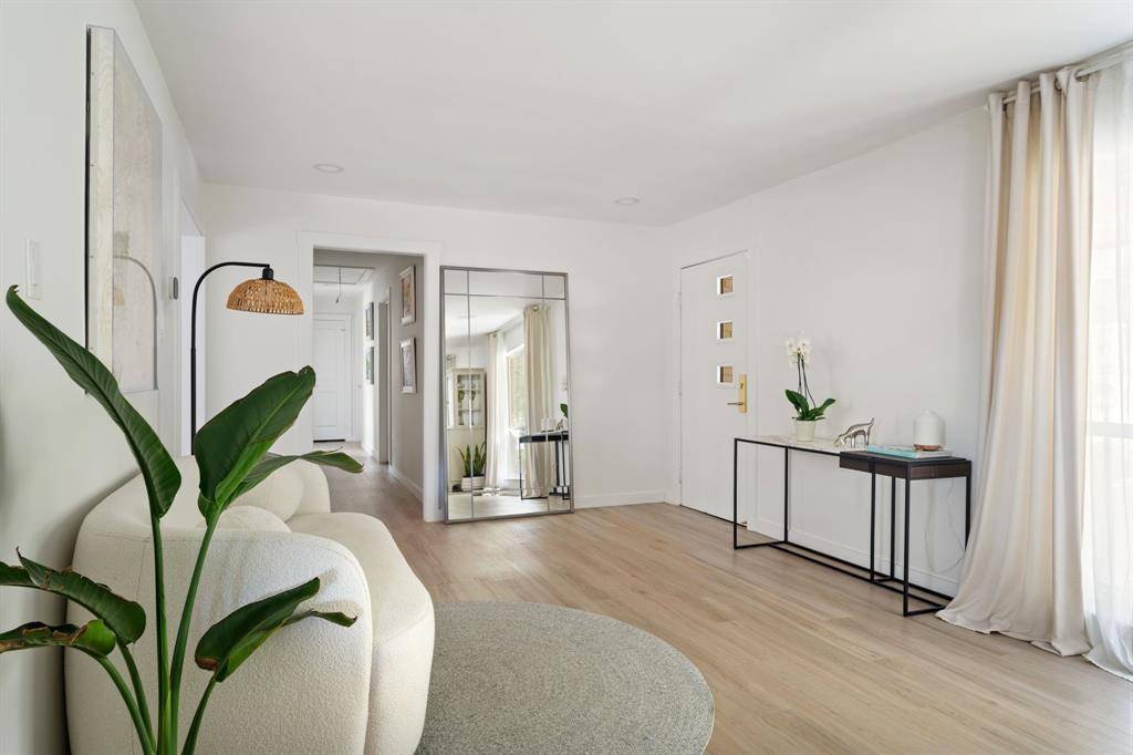 Dallas, TX 75224,905 Tarryall Drive