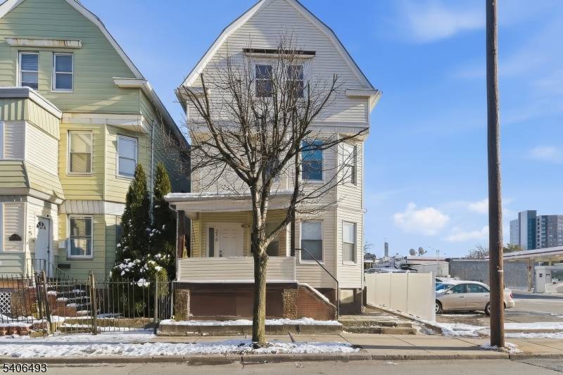 City Of Orange Twp., NJ 07050,216 Oakwood Ave #2