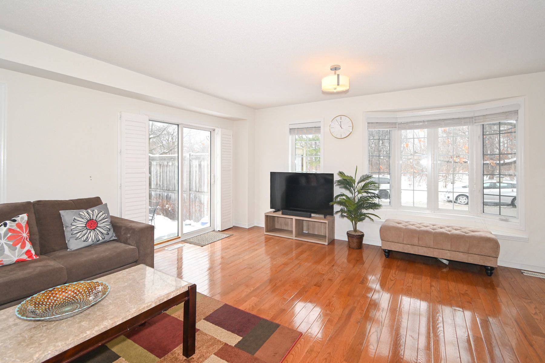 Mississauga, ON L5W 2A1,7360 Zinnia PL #220