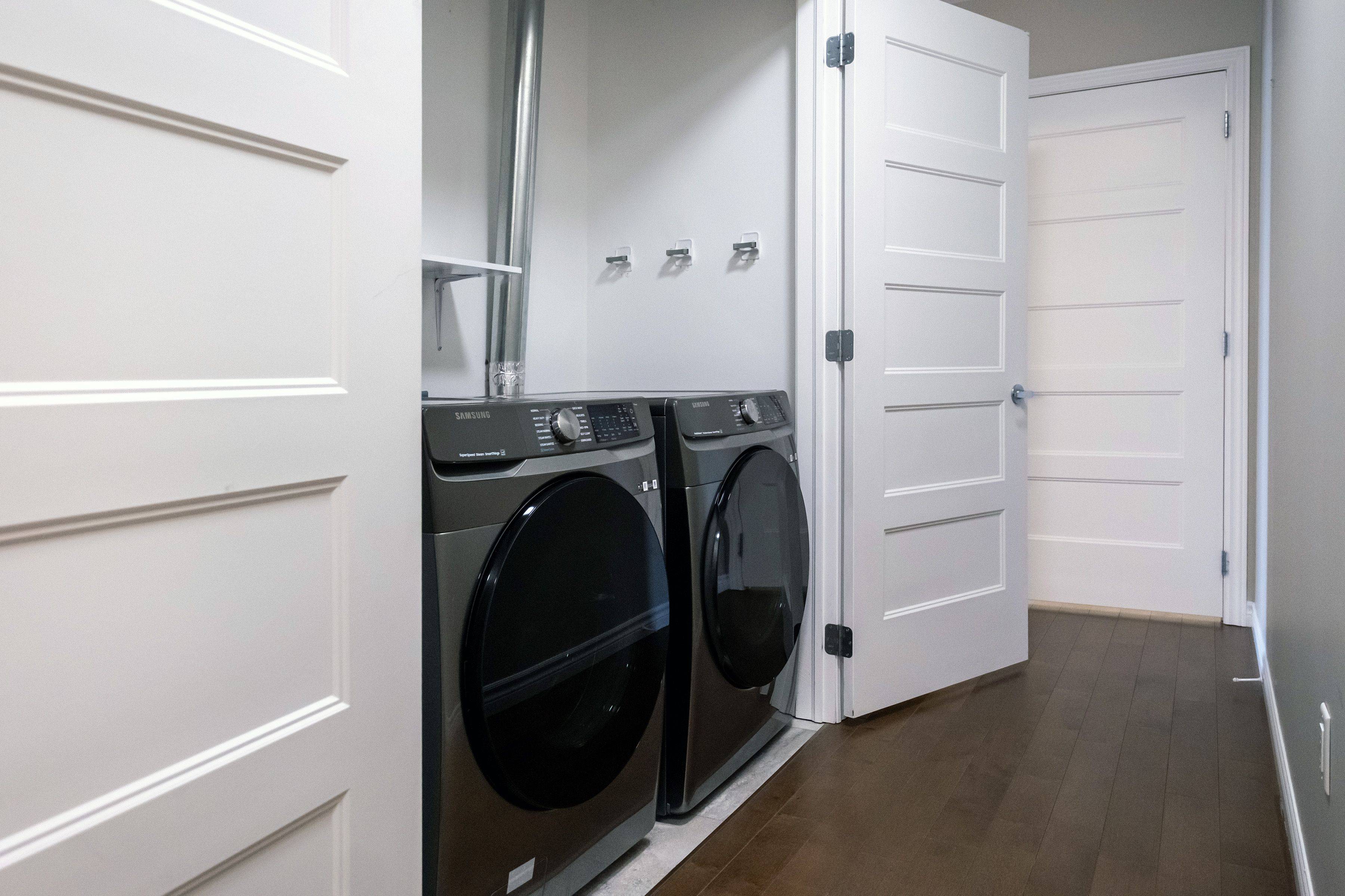 410 - 199 Front ST, Belleville, ON K8N 5H5