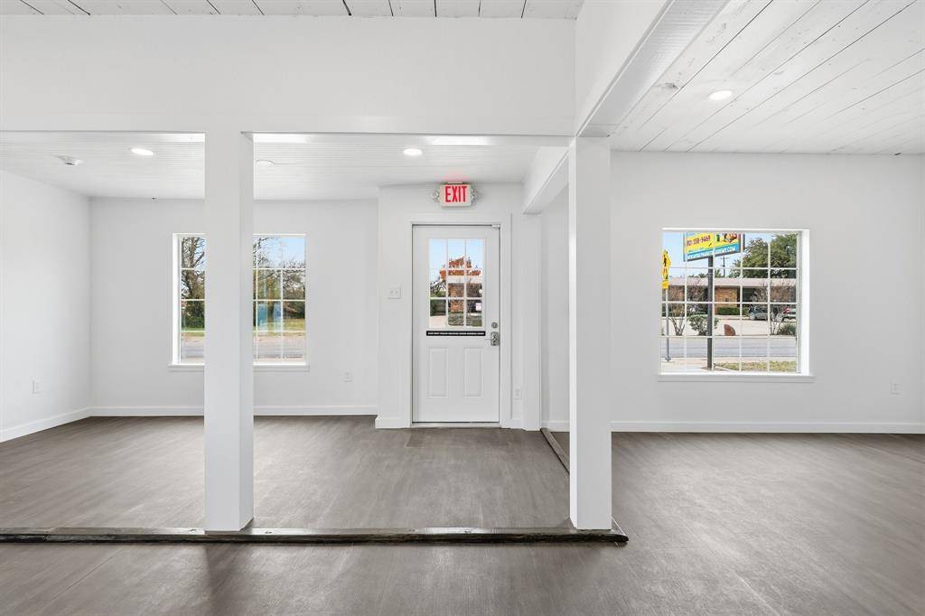 516 N Locust Street, Denton, TX 76201