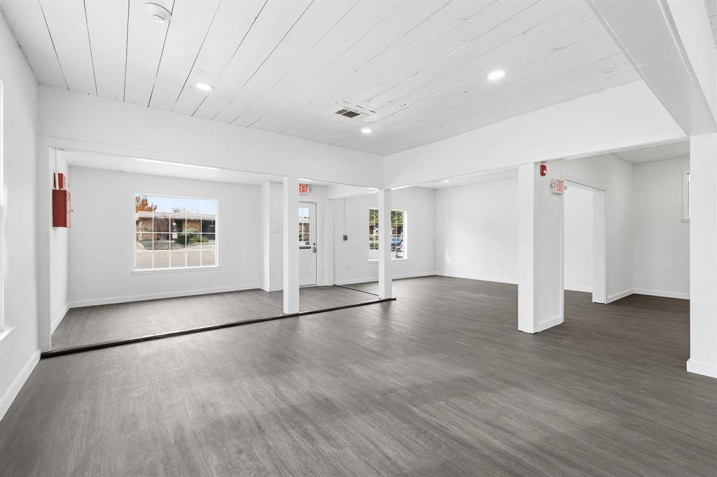 516 N Locust Street, Denton, TX 76201