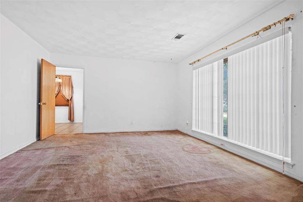 Dallas, TX 75233,2828 Larkspur Lane