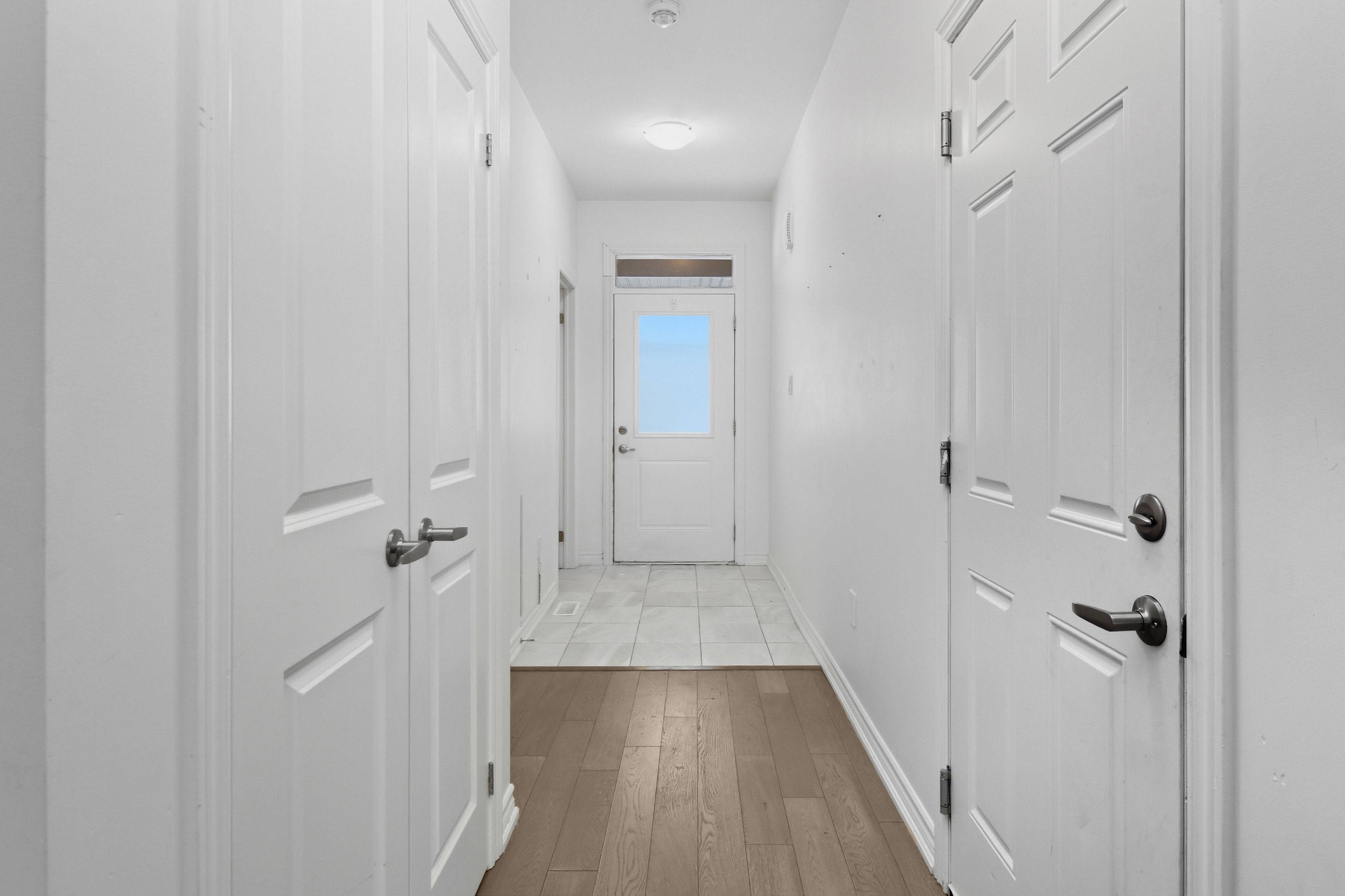 Blue Mountains, ON N0H 1J0,118 Jewel St ST