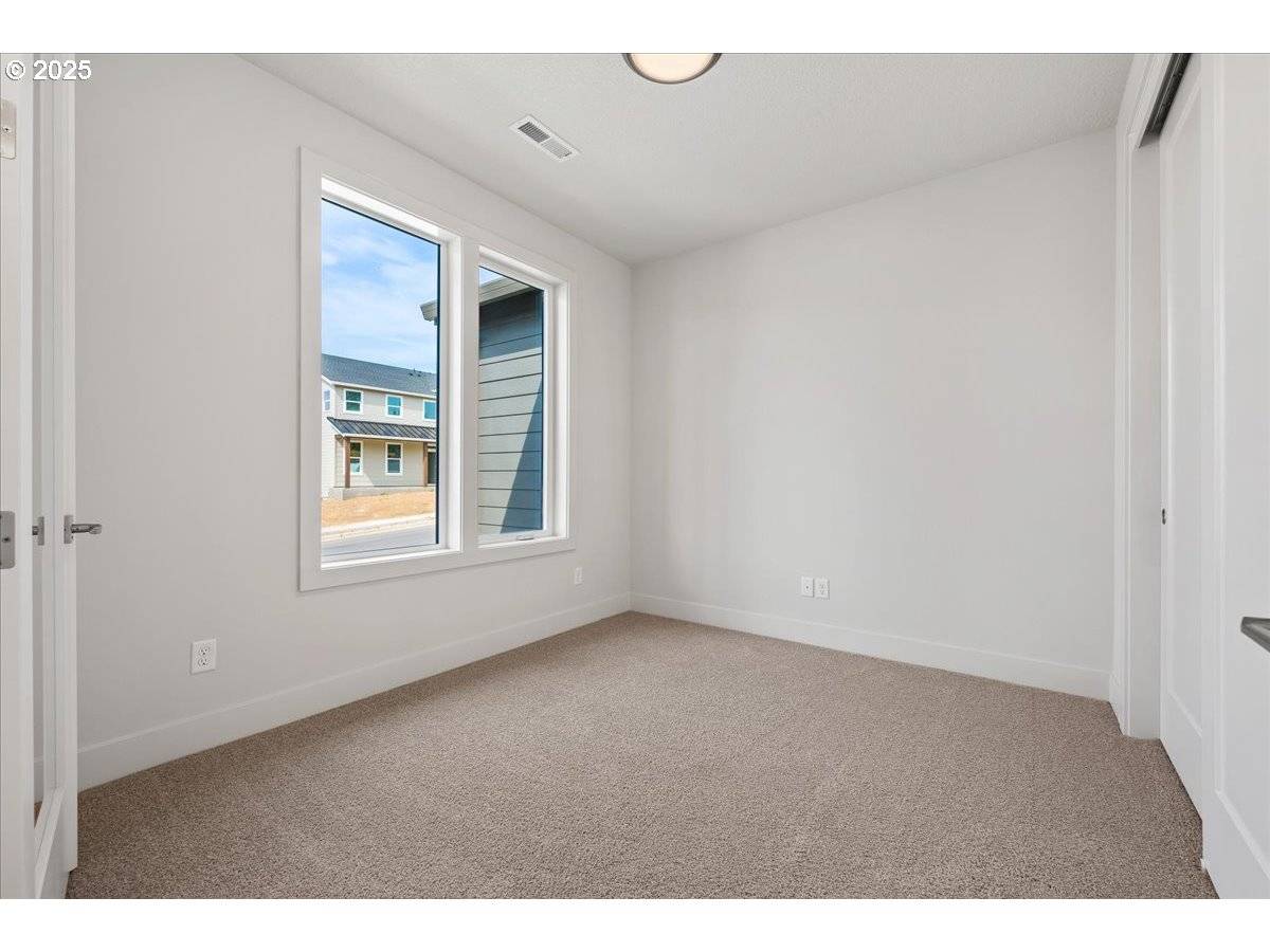 Vancouver, WA 98686,16807 NE 38TH AVE