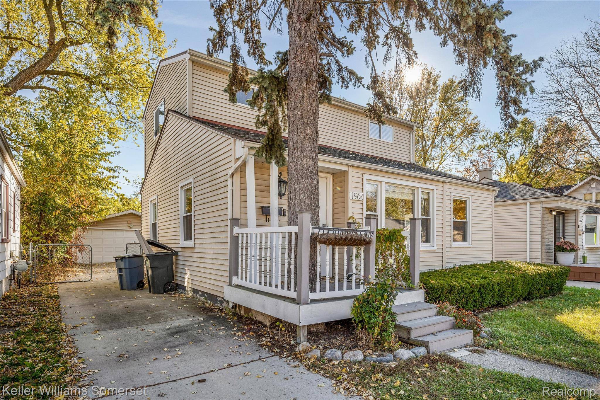 Ferndale, MI 48220,1964 Almont ST