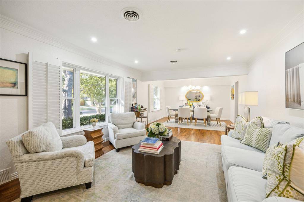 Dallas, TX 75229,4035 Alta Vista Lane