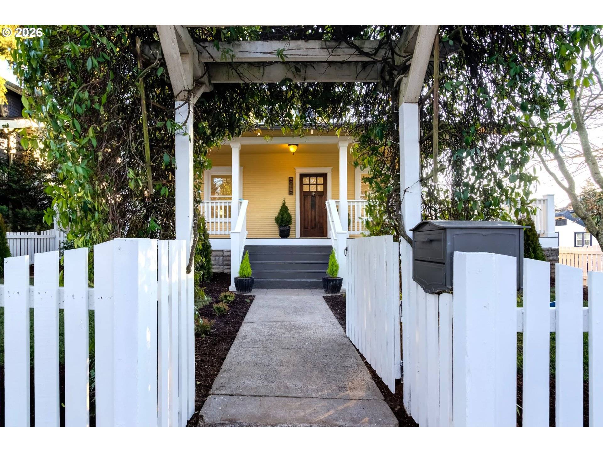 Vancouver, WA 98660,615 W 21ST ST