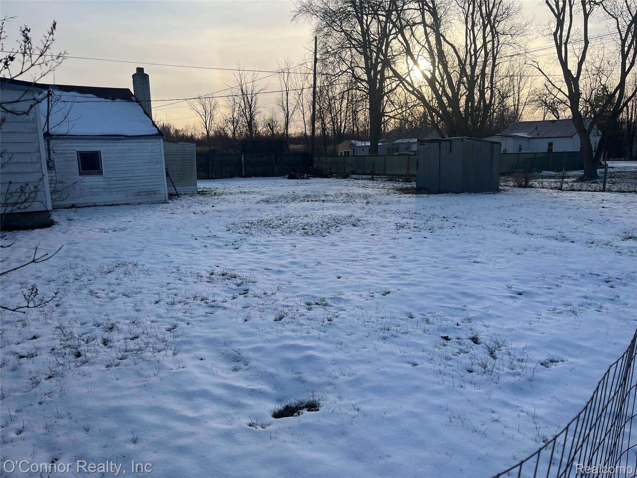 Port Huron, MI 48060,2411 26th ST