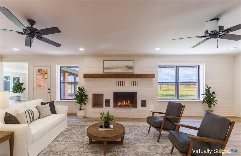 Elm Mott, TX 76640,286 S Baese Road