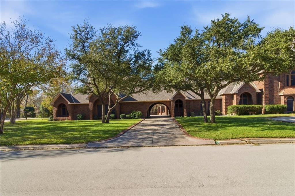 Colleyville, TX 76034,4400 Eaton Circle