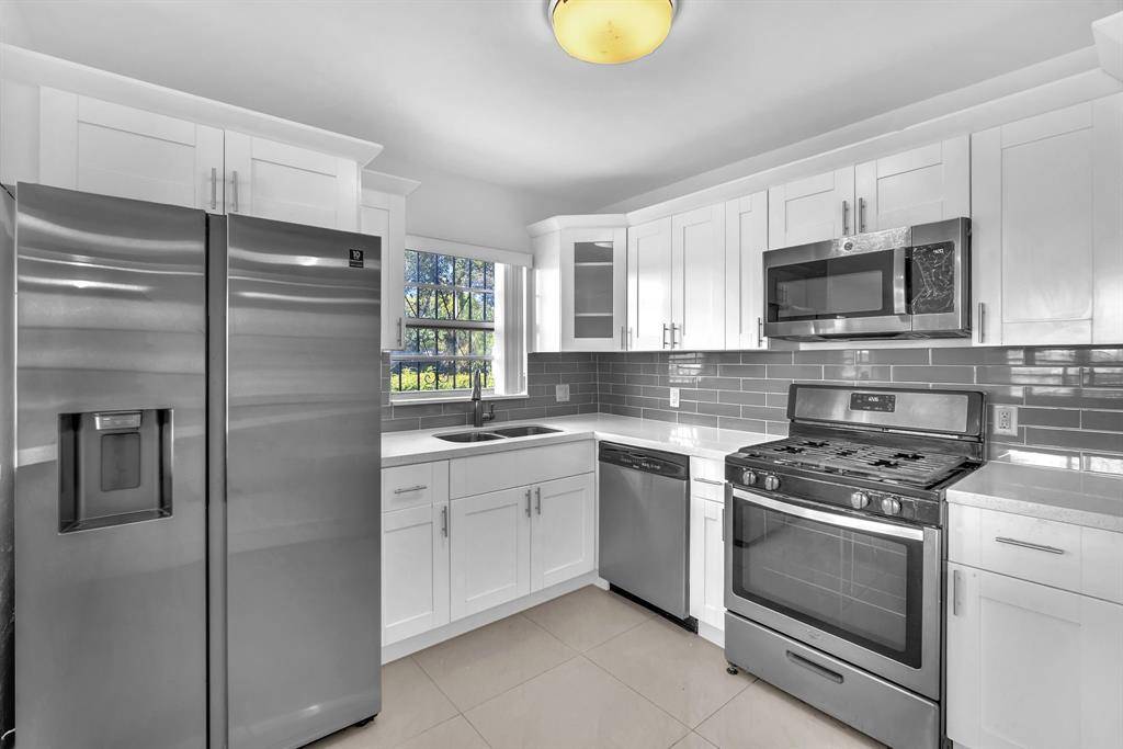 Miami, FL 33169,17115 NW 12th Ct