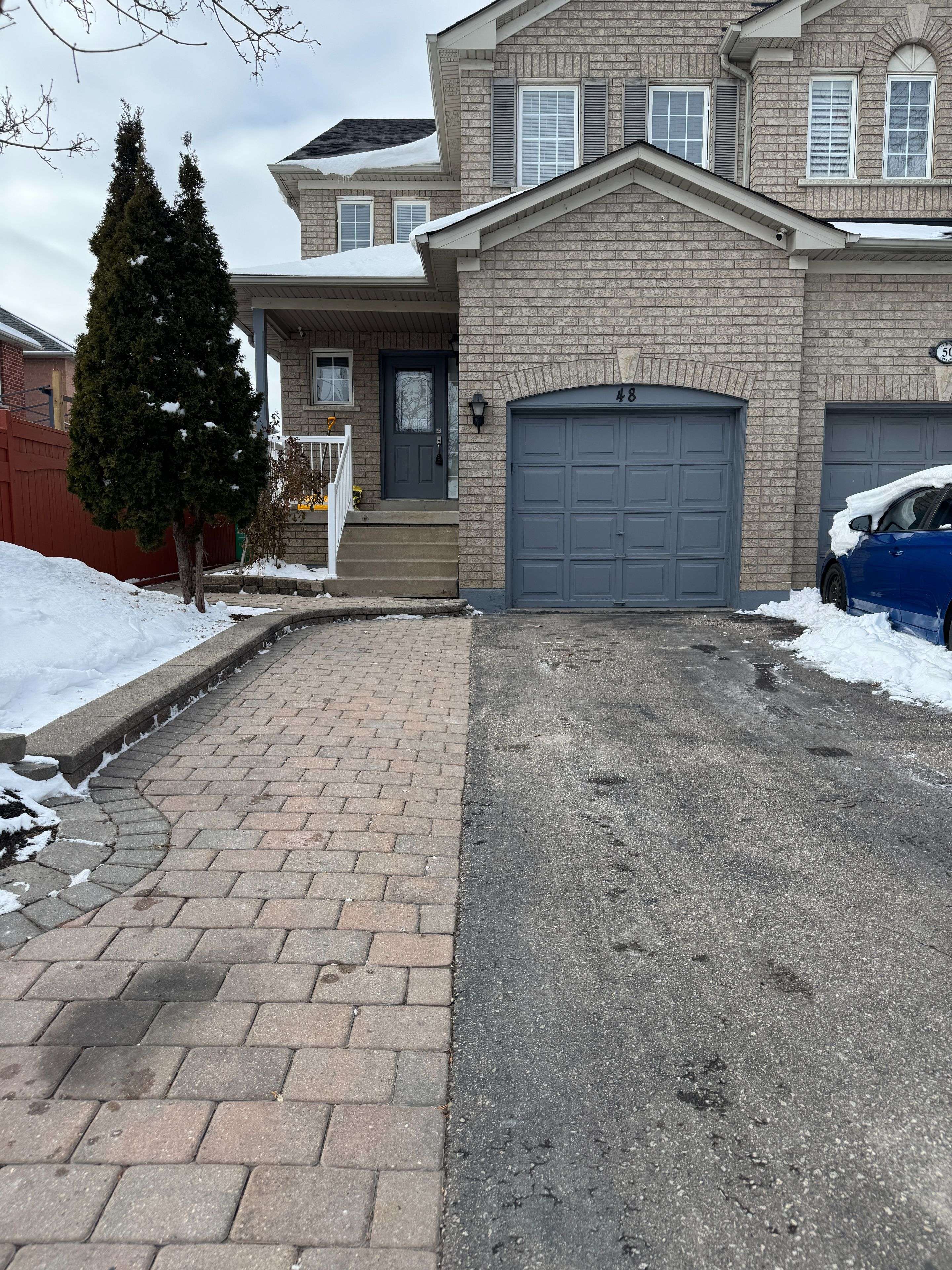 Brampton, ON L6P 1J5,48 Zia Dodda CRES #Main