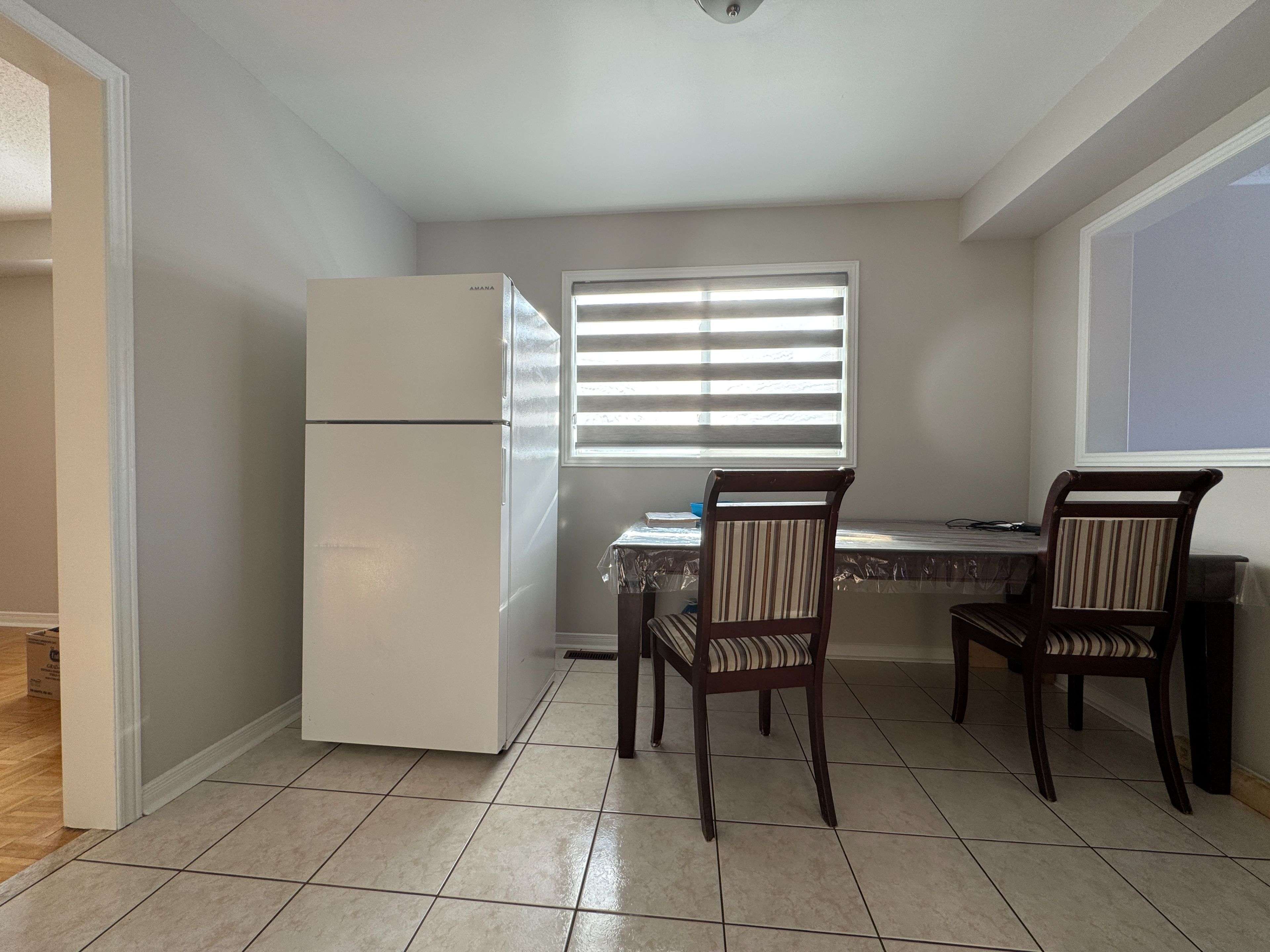 Brampton, ON L6P 1J5,48 Zia Dodda CRES #Main