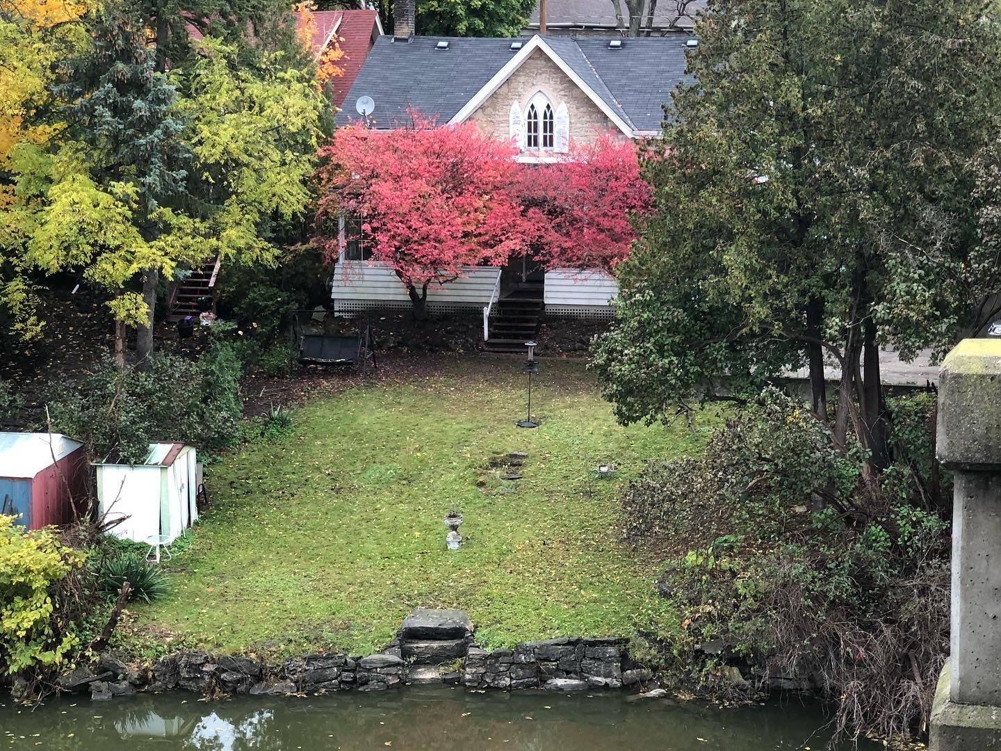 Guelph, ON N1E 4V2,96 Arthur ST N #B