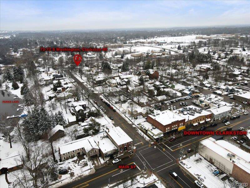 Clarkston, MI 48346,74 E Washington ST