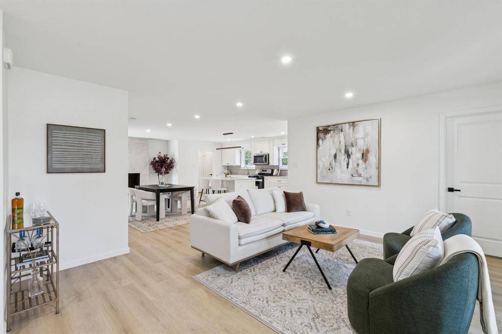 Dallas, TX 75228,8566 Sweetwood Drive