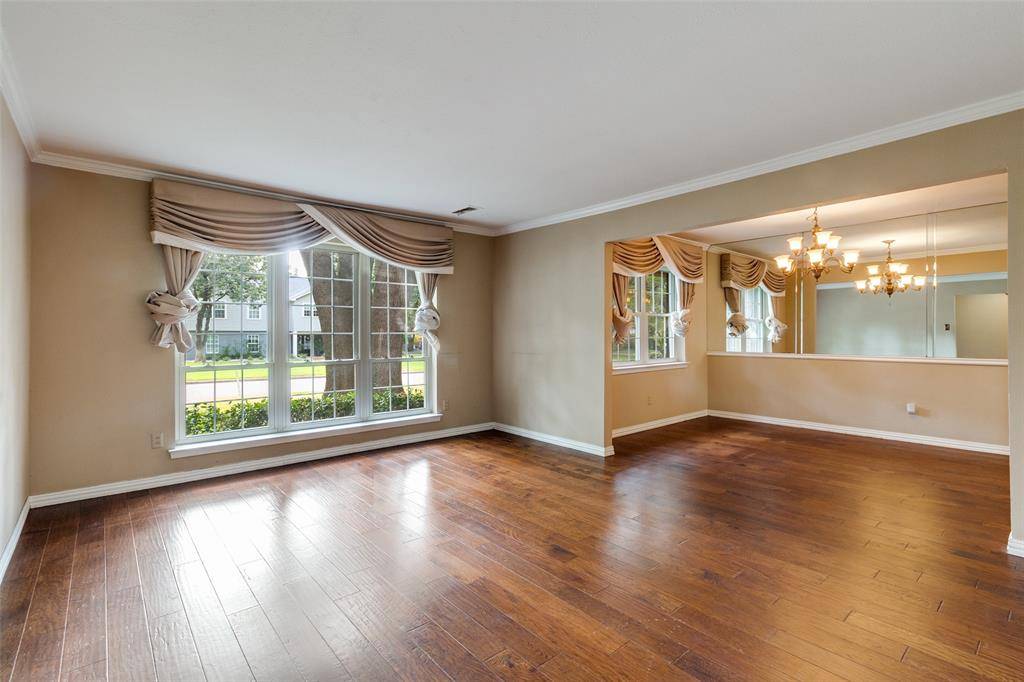 Dallas, TX 75229,4217 Hockaday Drive