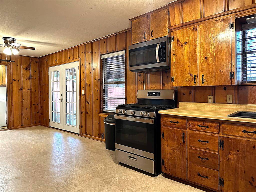 Athens, TX 75751,605 Valle Vista Drive