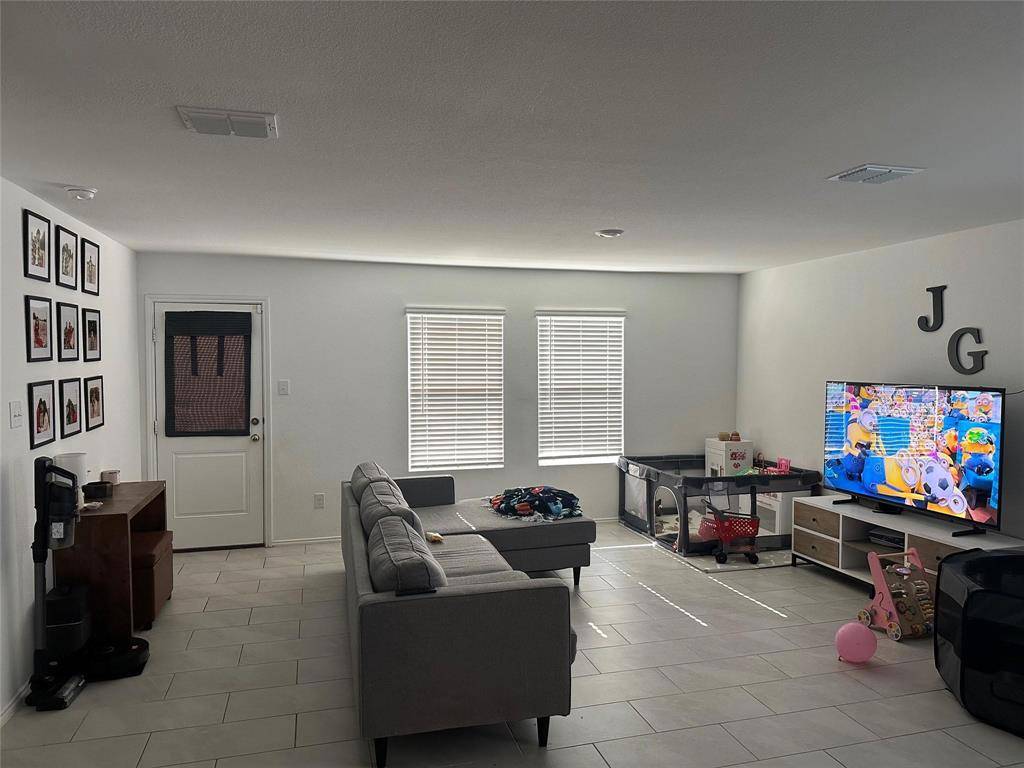 Fort Worth, TX 76119,2928 Dora Drive