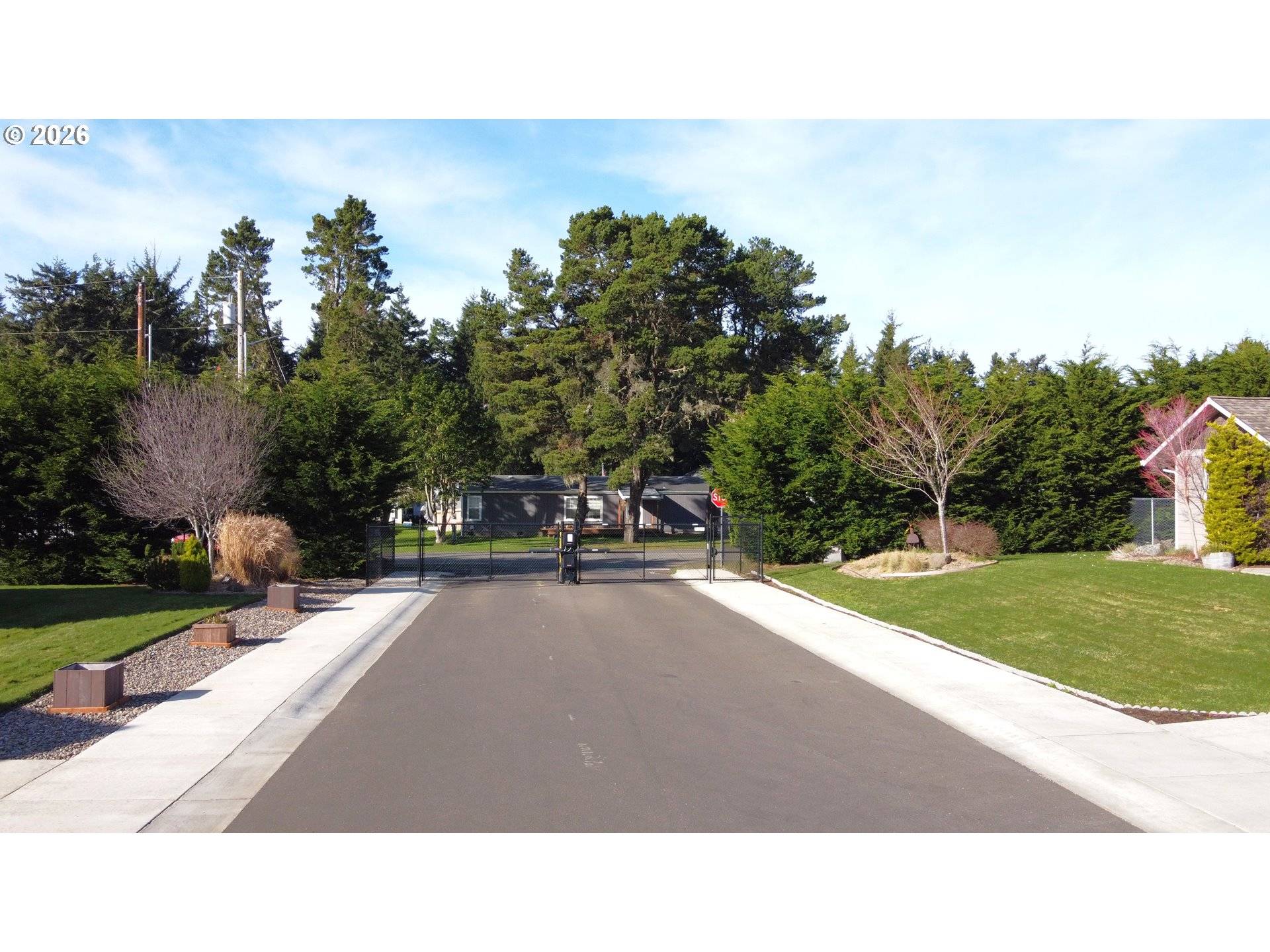 Coos Bay, OR 97420,1025 PARK PL