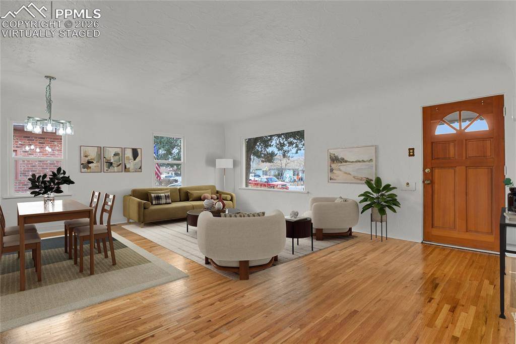 Colorado Springs, CO 80903,917 N Institute ST