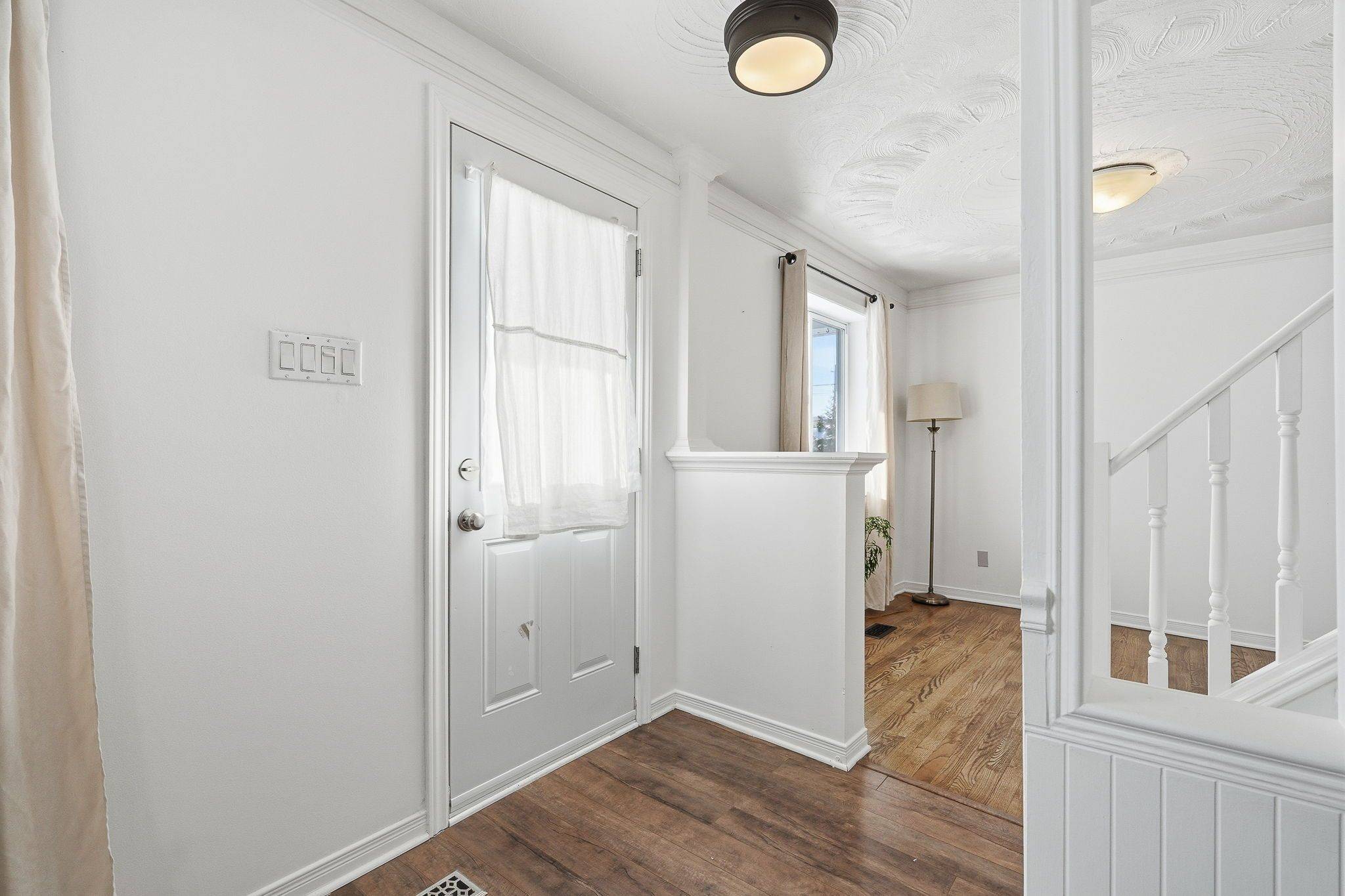 Clarence-rockland, ON K0A 2A0,877 Lacroix RD