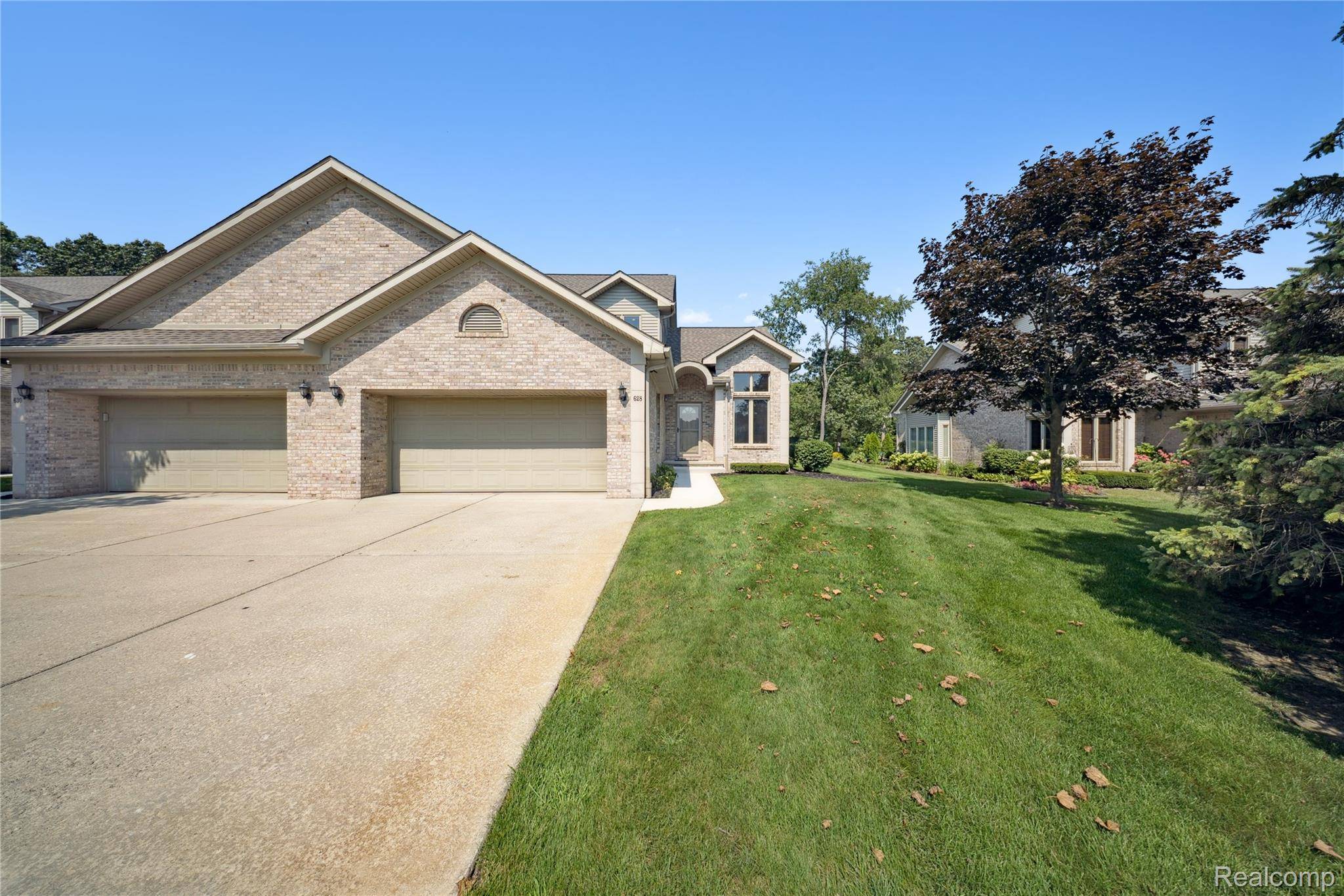 Howell, MI 48843,628 Olde Ivy LN