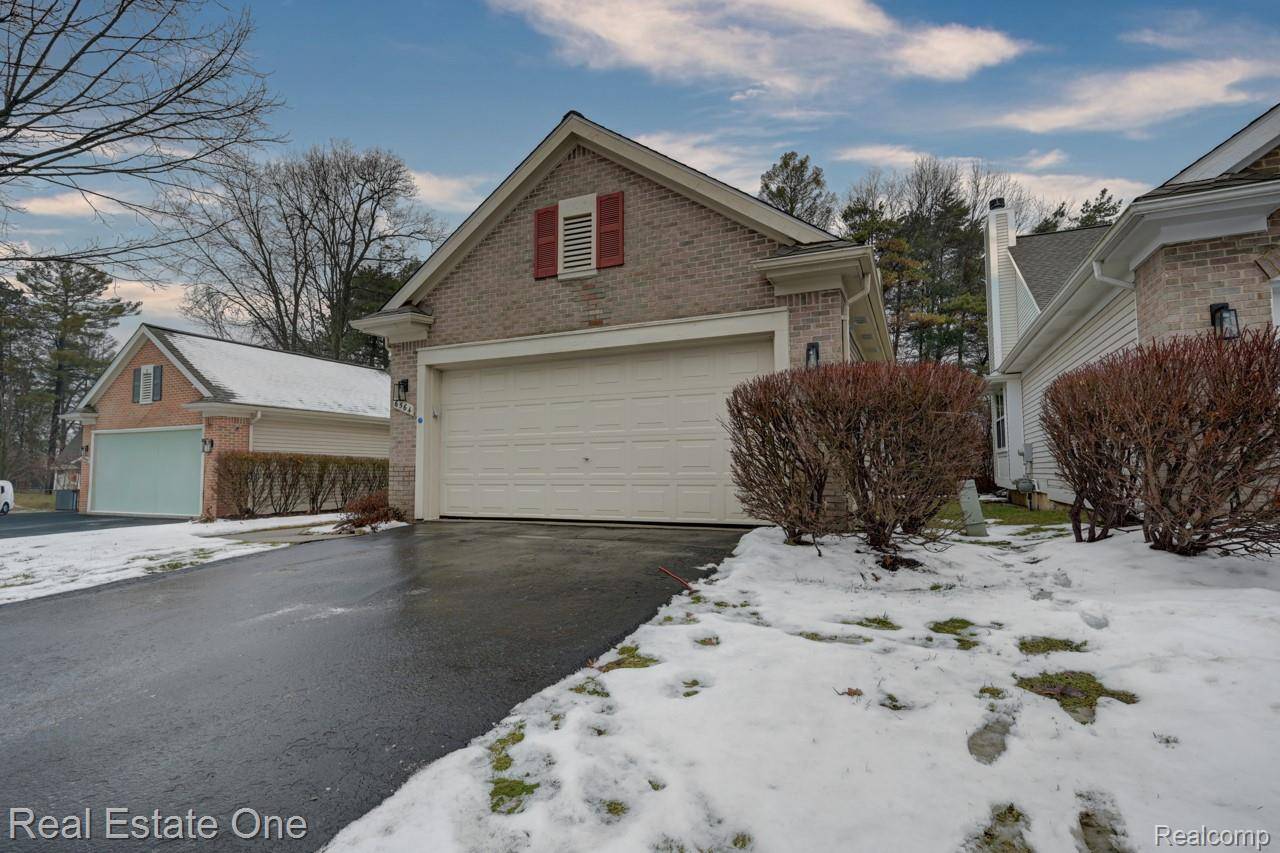 Clarkston, MI 48346,6564 Summit RDG