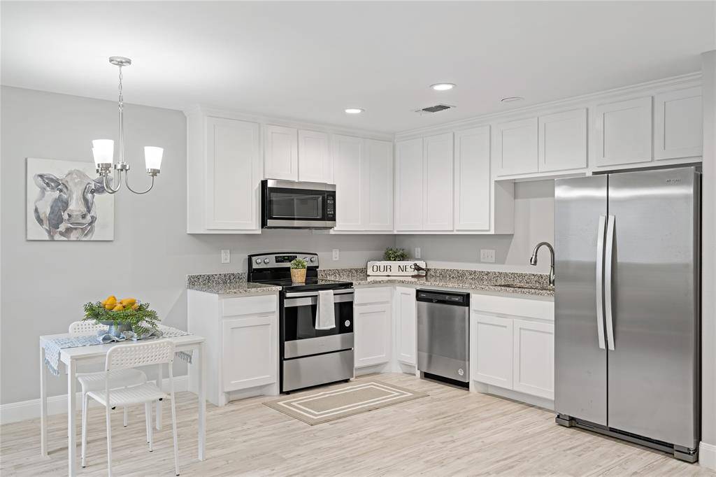 Denison, TX 75020,526 W Elm Street