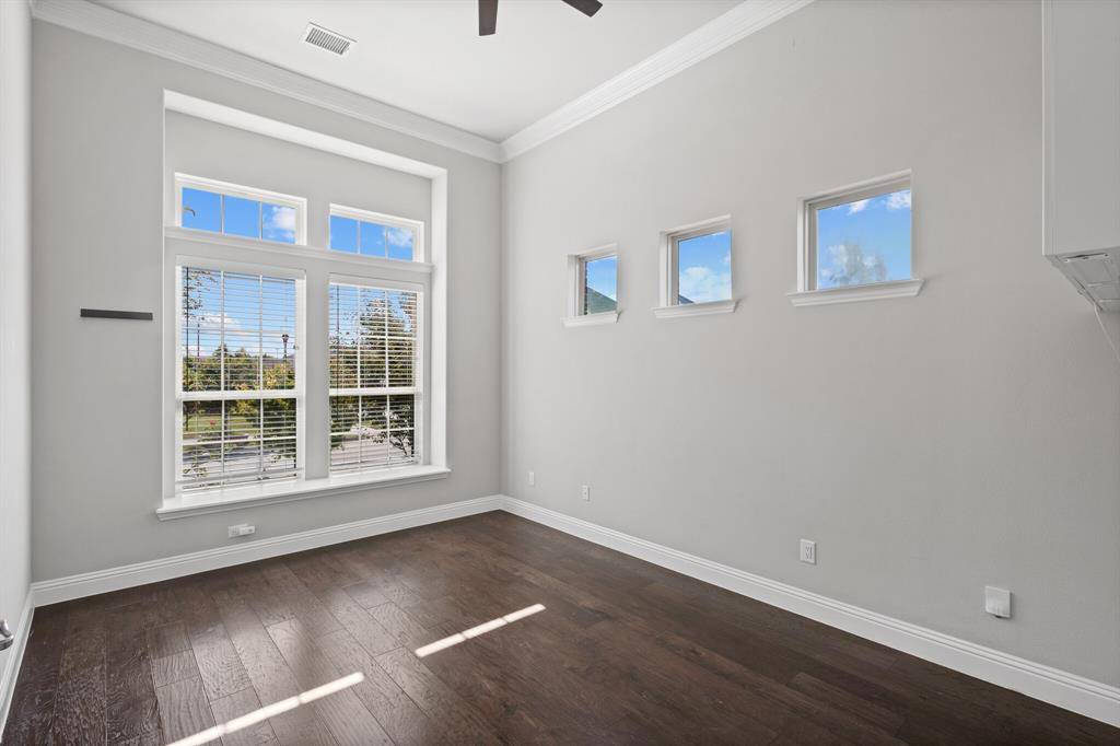 Mckinney, TX 75070,5820 Folsum Place