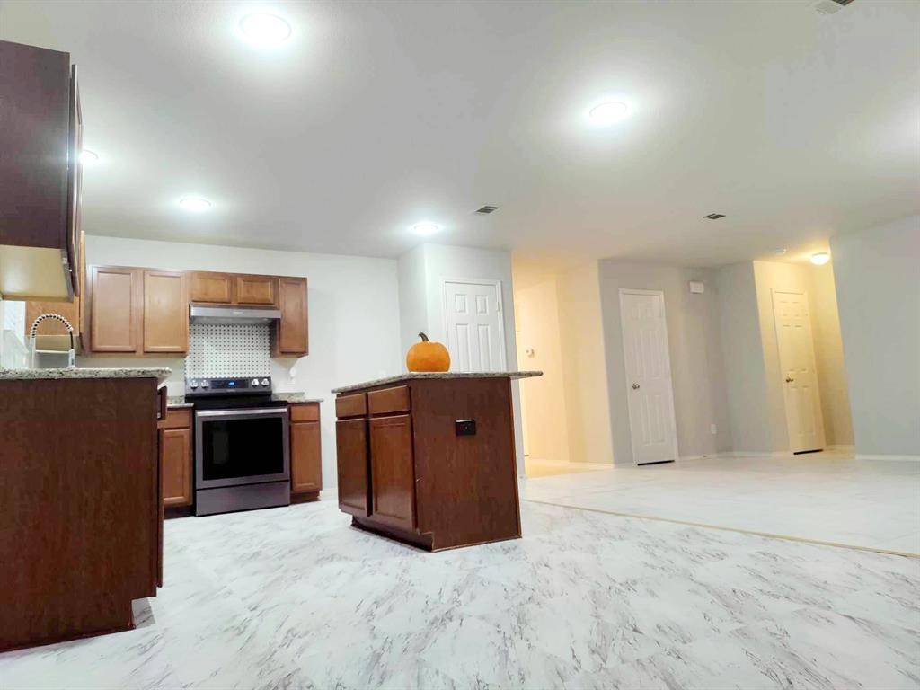 Fort Worth, TX 76137,3220 Brixton Drive