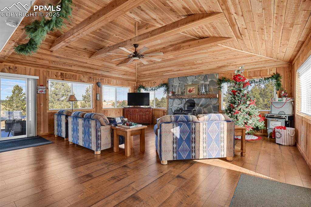 Divide, CO 80814,1053 Will Scarlet DR