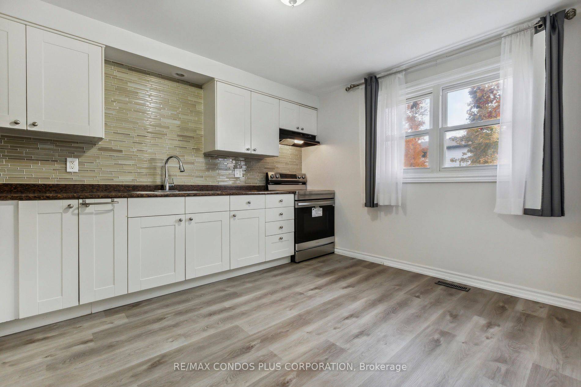 Kitchener, ON N2A 2H5,294 FERGUS AVE #2