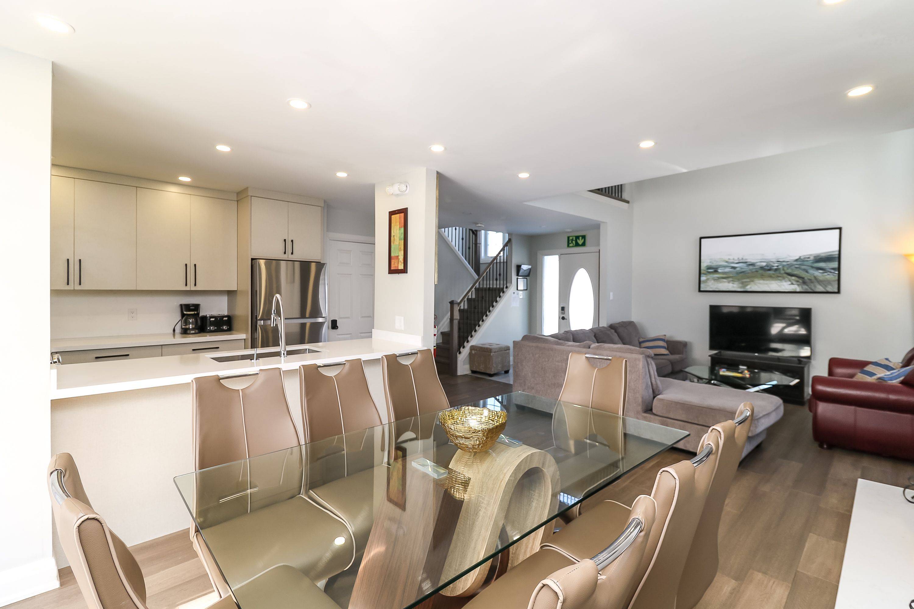 Blue Mountains, ON L9Y 0M4,162 Settlers WAY #22