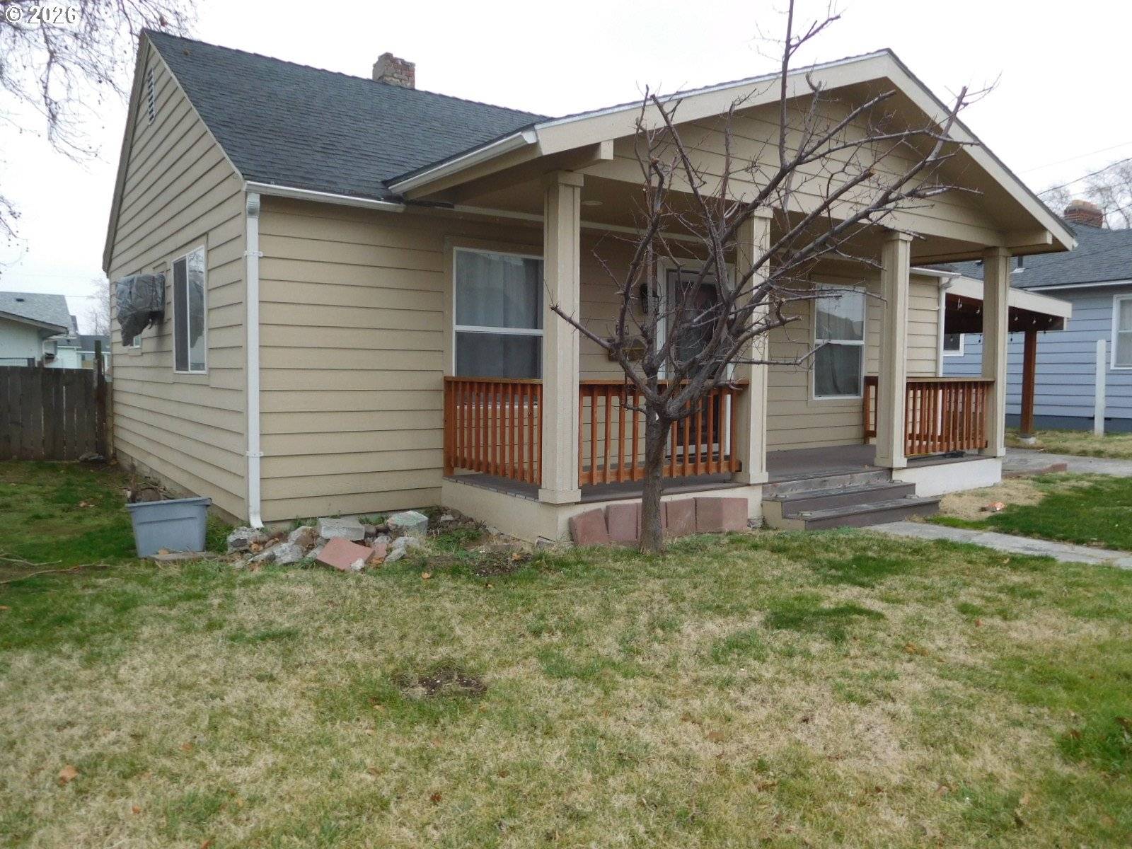 Milton Freewater, OR 97862,214 NW 5TH AVE