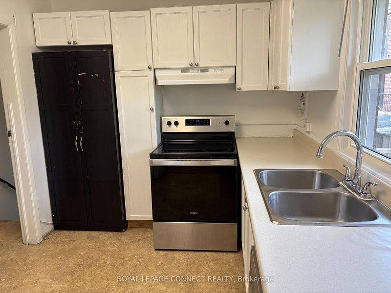 Toronto E10, ON M1E 2R8,4130 Lawrence AVE E