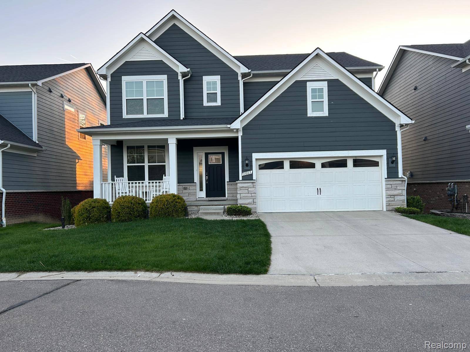 Beverly Hills, MI 48025,31065 Tremont LN