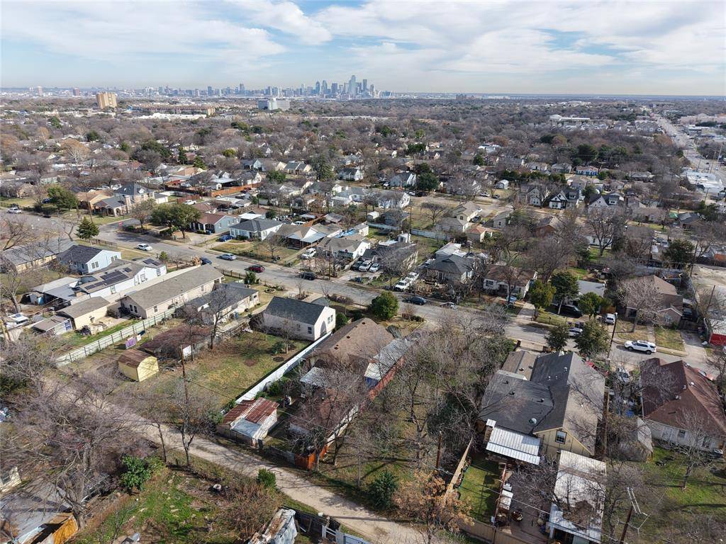 Dallas, TX 75211,6 N Ravinia Drive