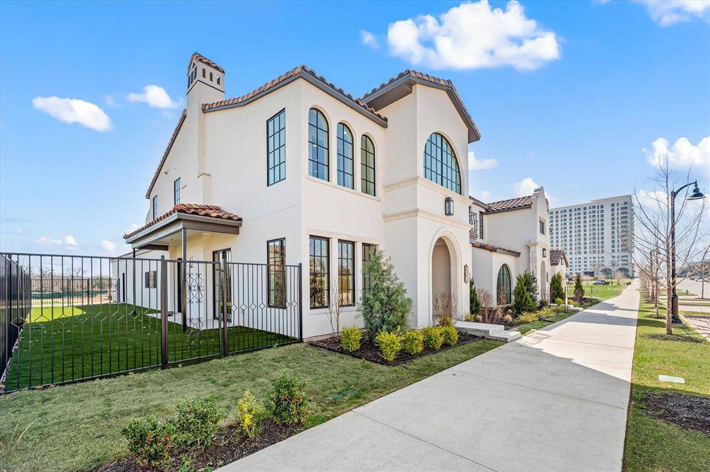 Flower Mound, TX 75022,2951 Sunset Boulevard