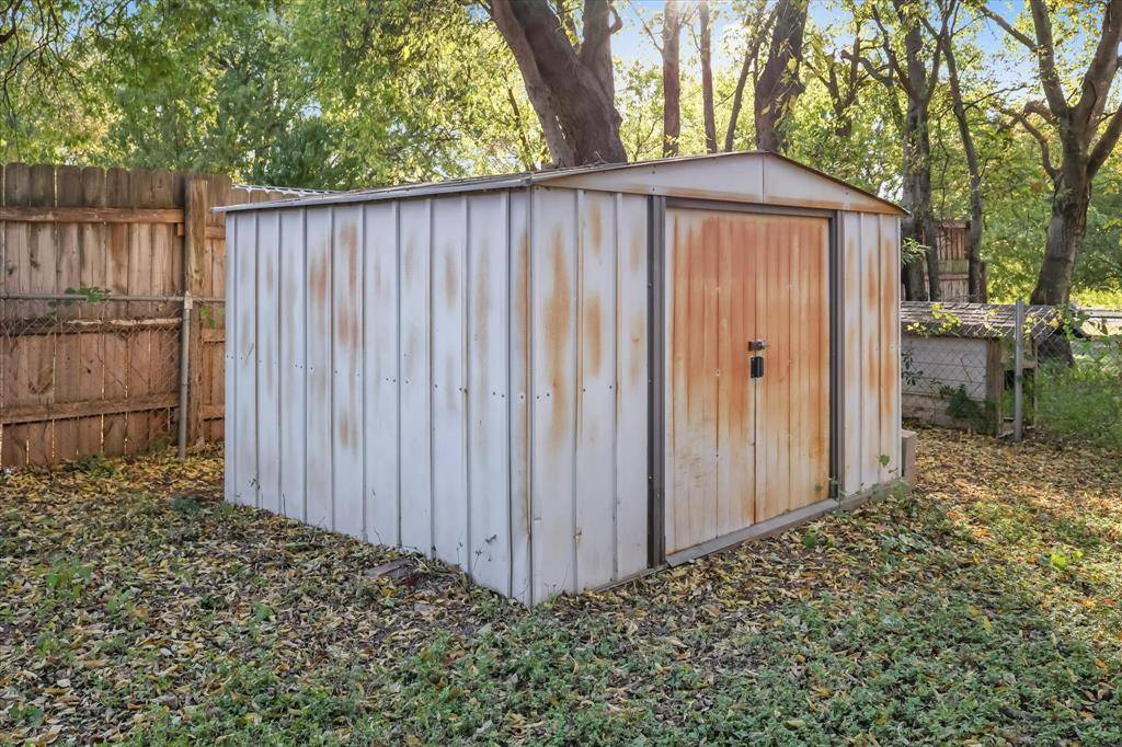 North Richland Hills, TX 76180,4021 Honey Lane