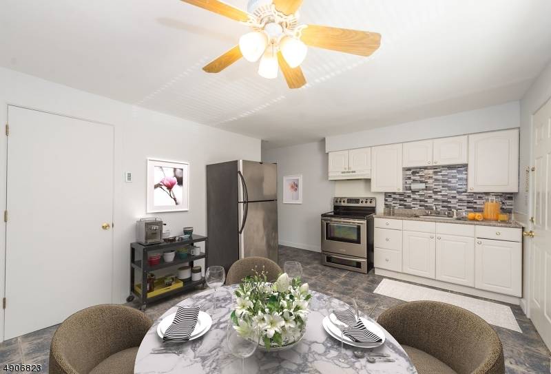 Hamburg Boro, NJ 07419,62 King Cole Rd #8A