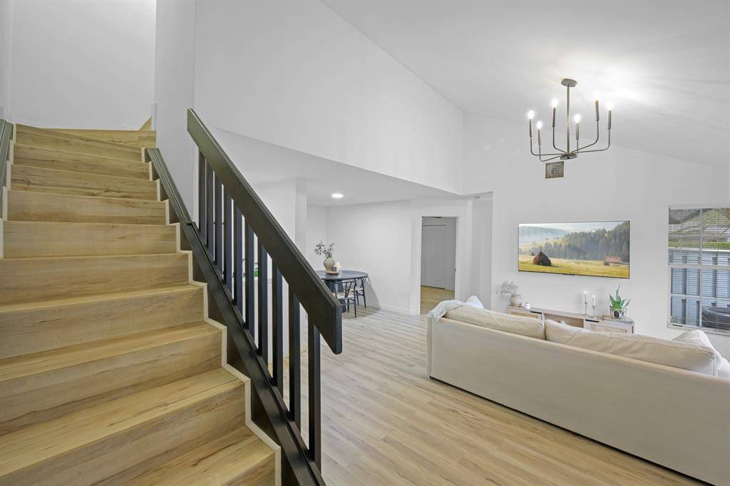 North Lauderdale, FL 33068,2157 Champions Way #2157