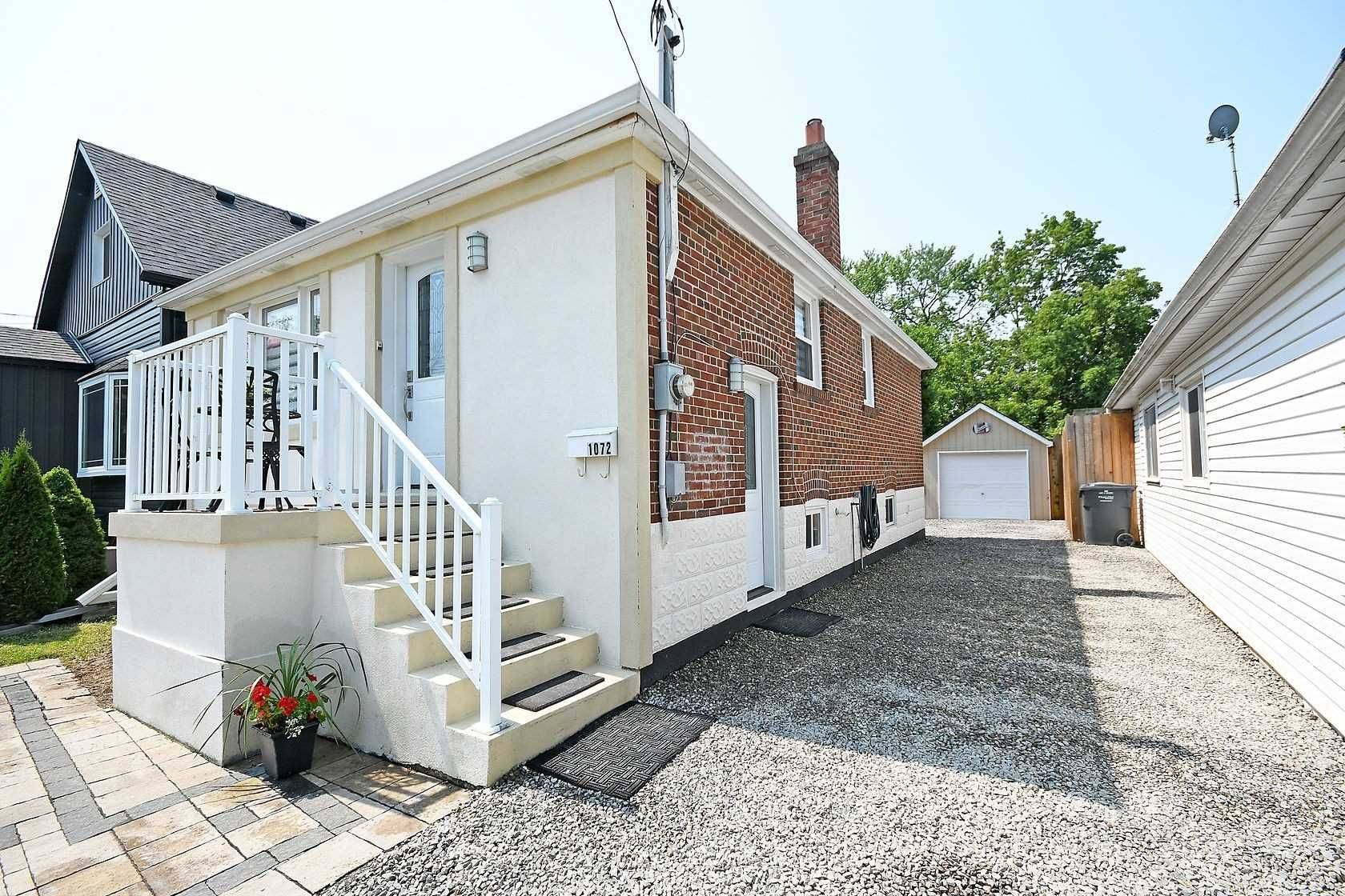 Mississauga, ON L5E 1Z8,1072 Alexandra AVE #Upper