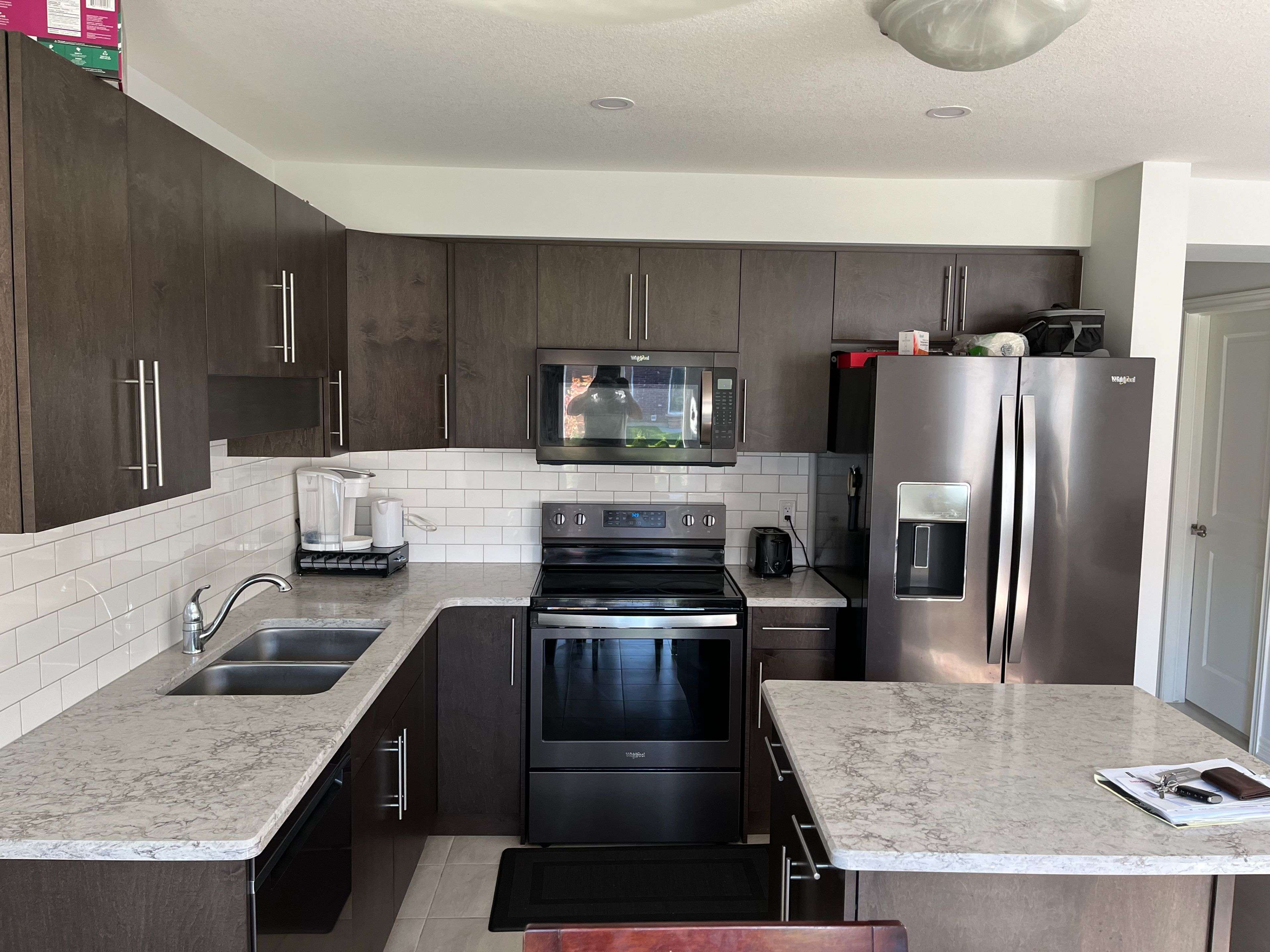 Pelham, ON L0S 1E6,126 Acacia RD