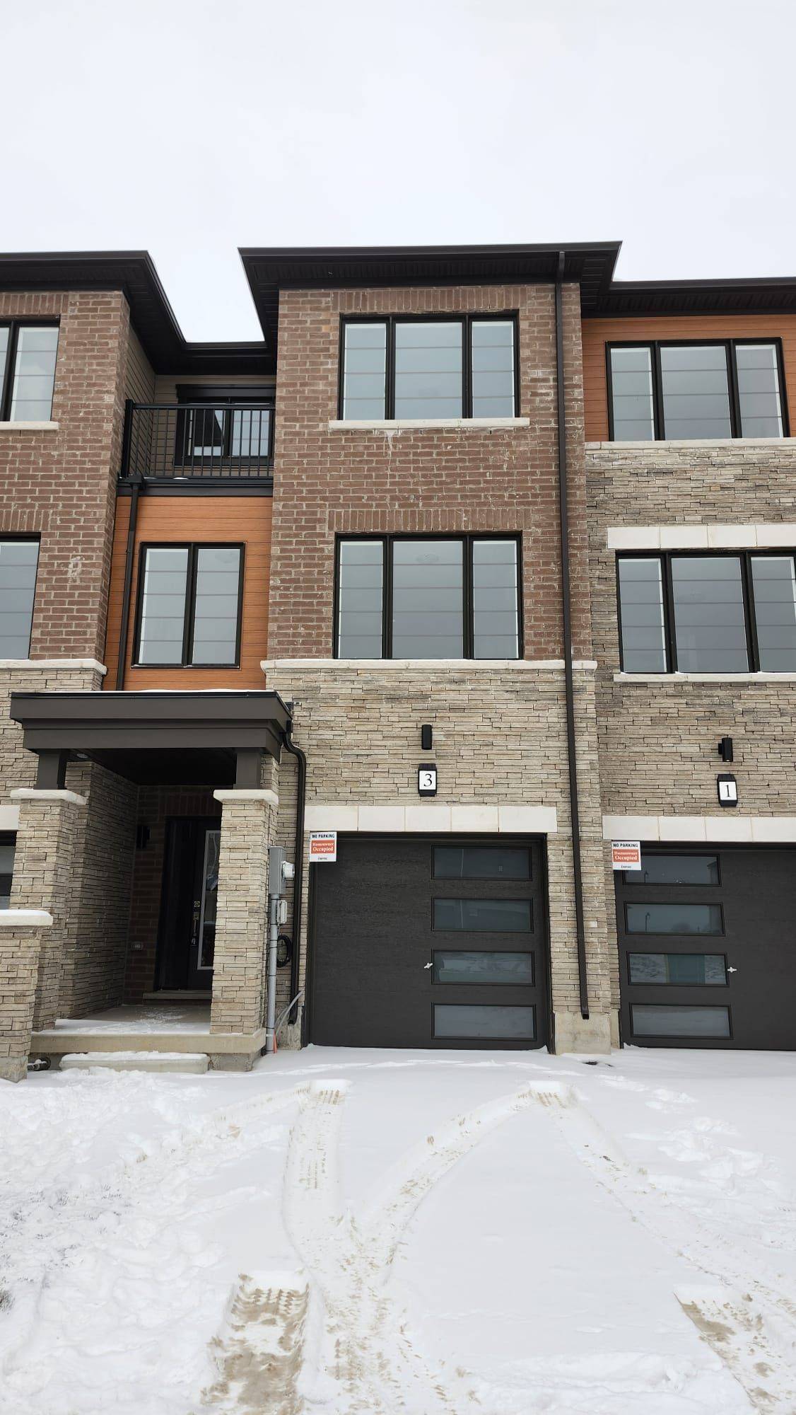 Brantford, ON N3T 0W5,3 Hine RD